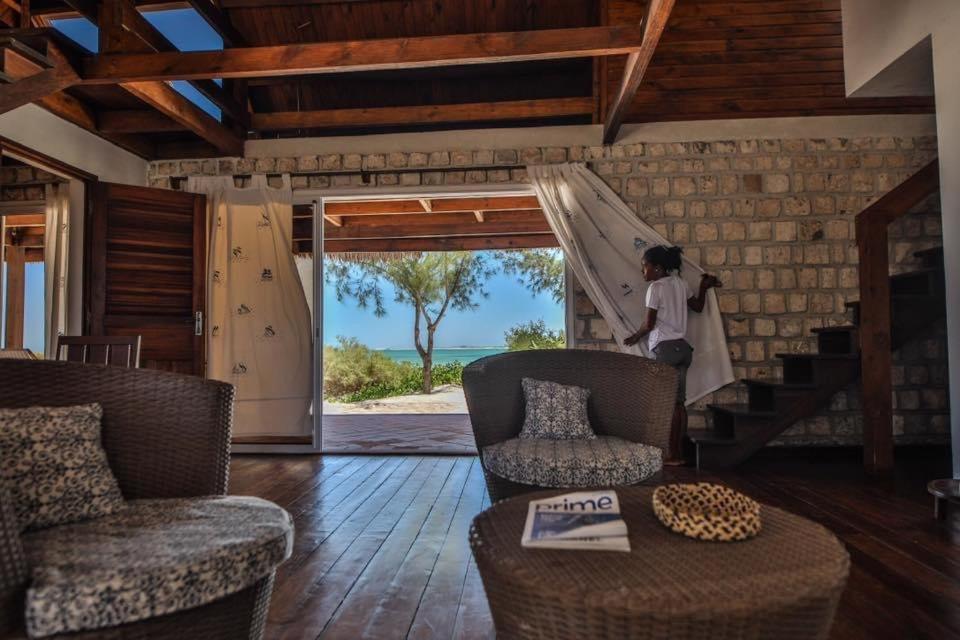 Salary Bay Hotel Tsifota Luaran gambar