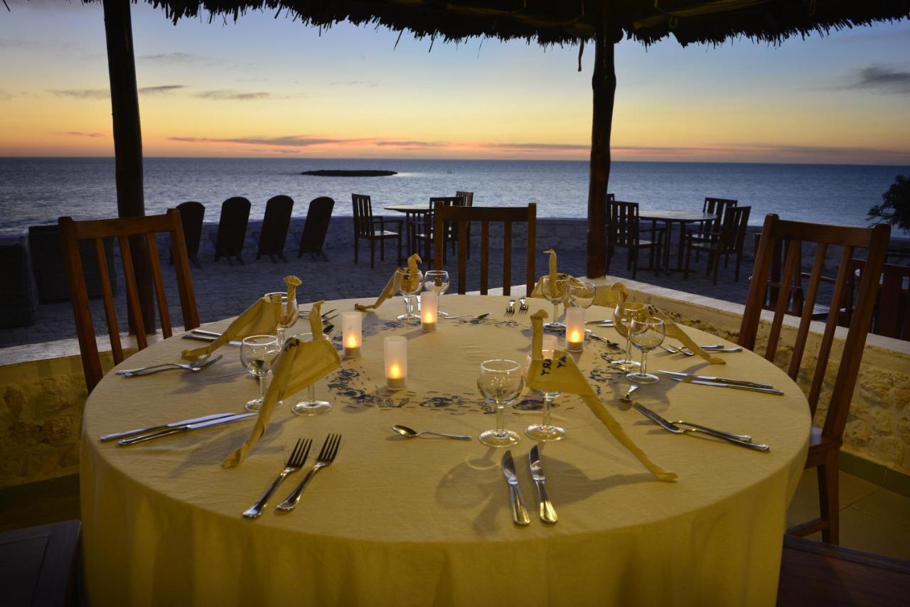 Salary Bay Hotel Tsifota Luaran gambar
